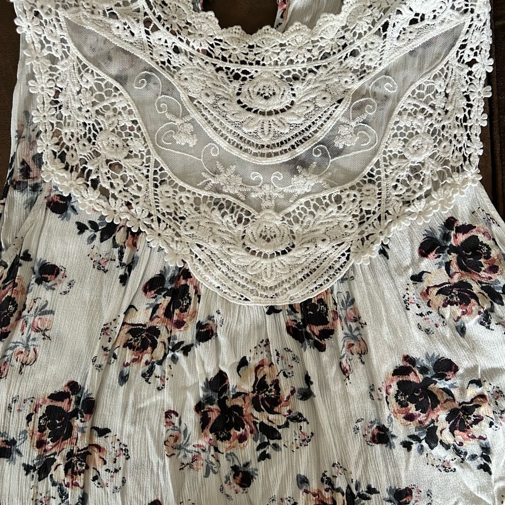 TORRID Floral Lace Top